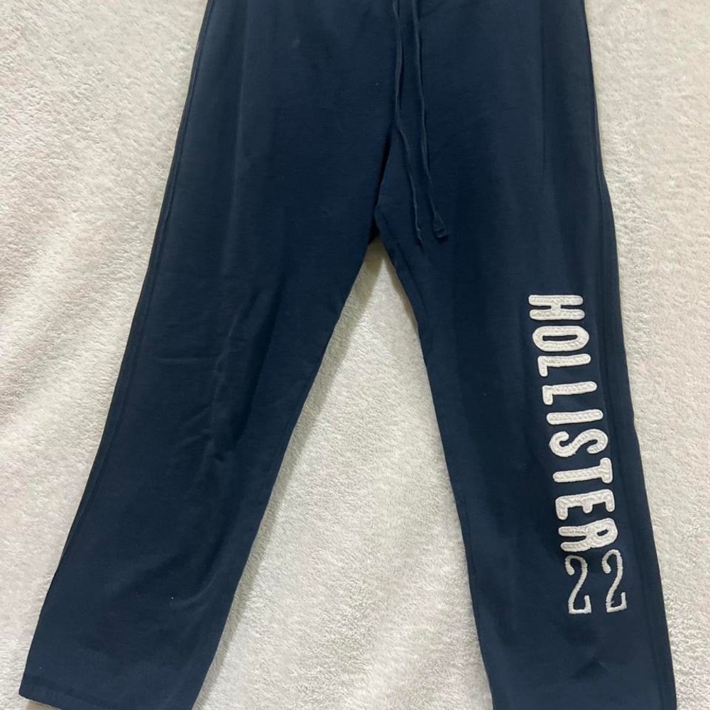Navy blue early 2000s Hollister Co. sweatpants size small